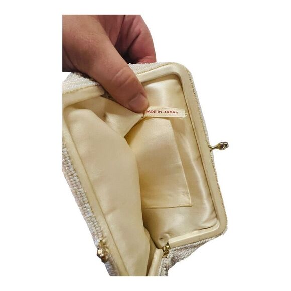 1950s White Seed Bead Clutch, Geometric and Stripe, Evening Bag made in Japan - Picture 6 of 9